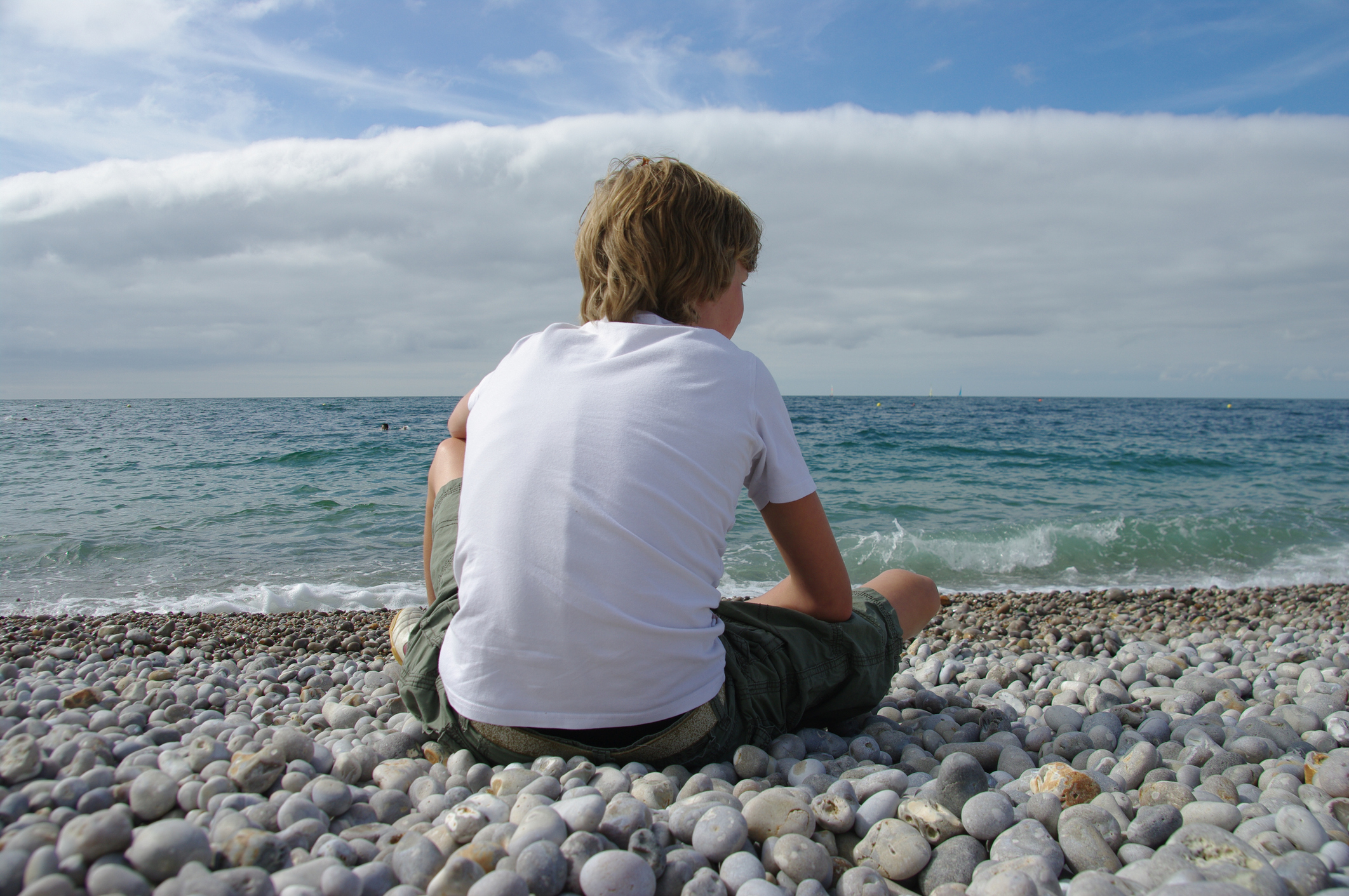 Gutt på Stranden